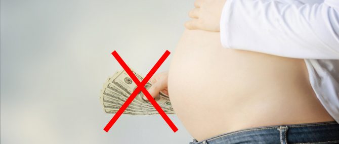 Ne pas payer la mère porteuse pour la gestation